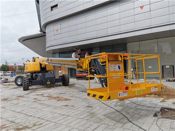 連云港高空平臺作業(yè)車